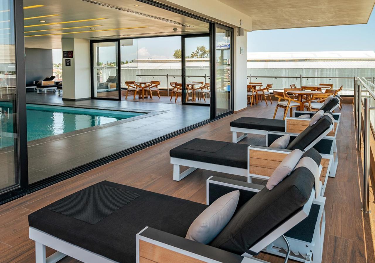 Ramada Encore By Wyndham Guadalajara Aeropuerto Las Pintas Екстериор снимка