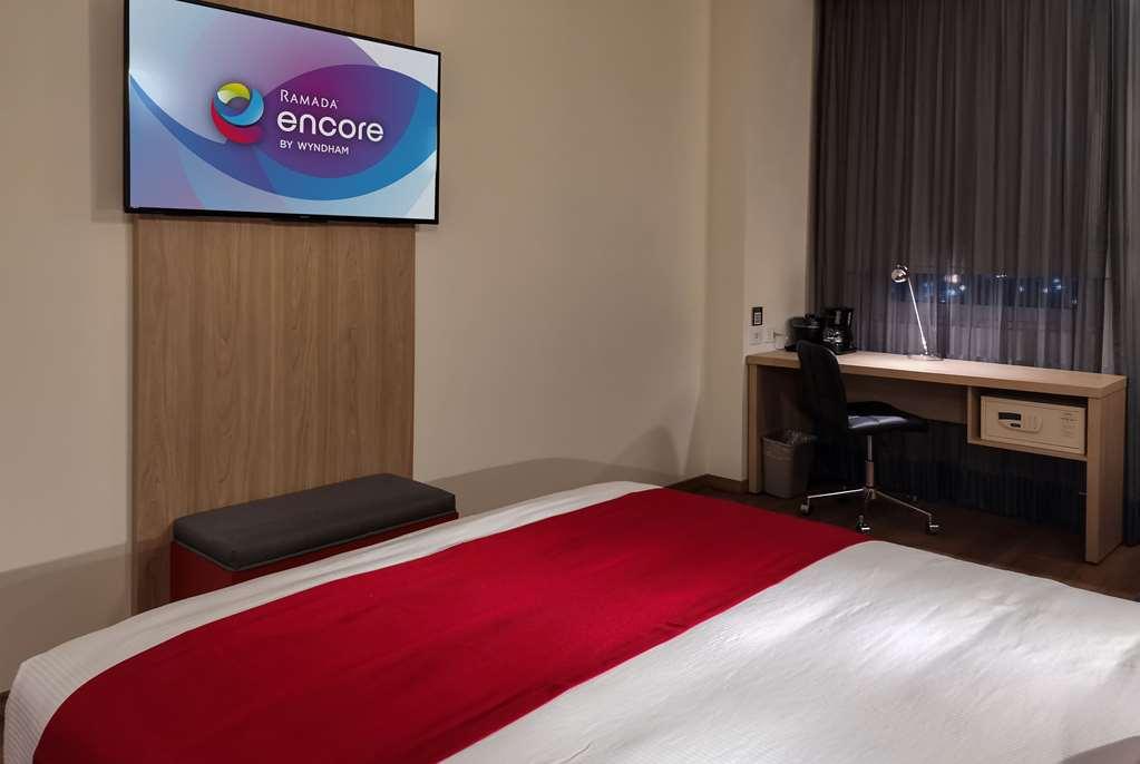 Ramada Encore By Wyndham Guadalajara Aeropuerto Las Pintas Стая снимка